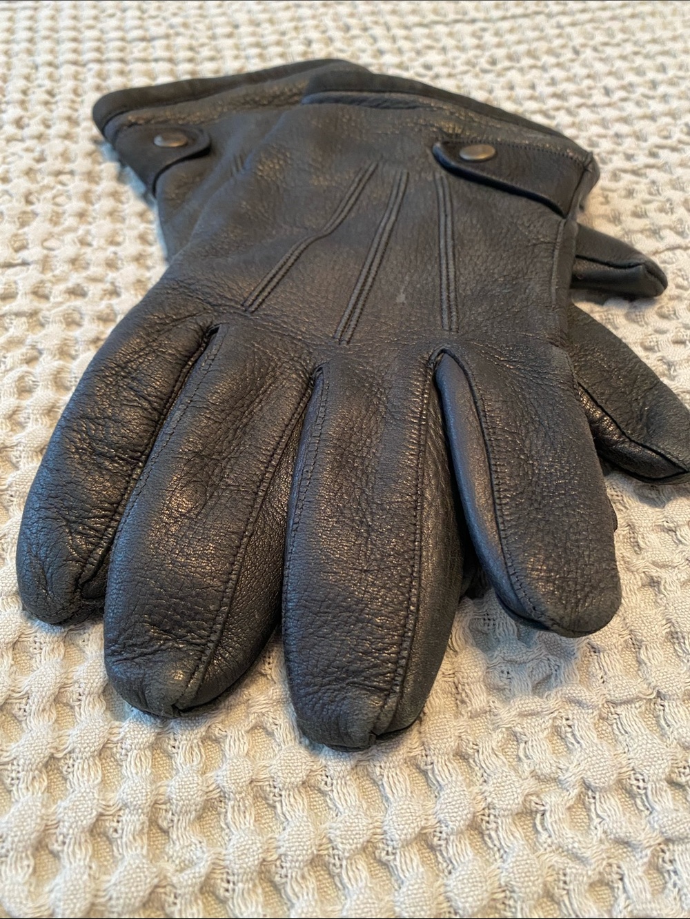 Harry Rosen  black gloves  men’s size M - Picture 11 of 12